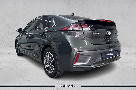 Hyundai IONIQ 3 of 27