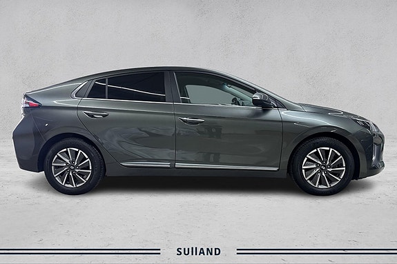Hyundai IONIQ 6 of 27