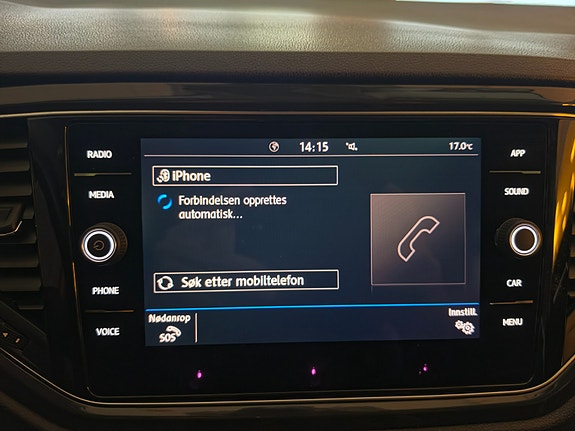 Volkswagen T-Roc 29 of 30