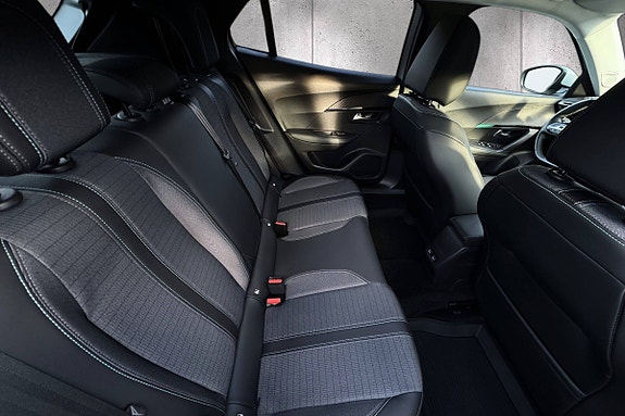 Peugeot 2008 15 of 22