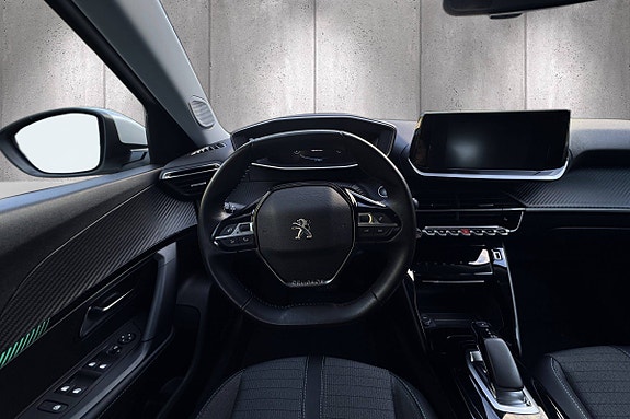 Peugeot 2008 10 of 22