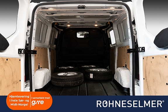 Ford Transit Custom 25 of 25