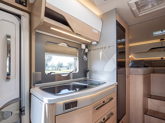 Hymer B 580 MC | MERCEDES 170 HK | AUTOMAT | ENKLE SENGER | SOLCELLE | LITIUMBATTERI 18 of 30