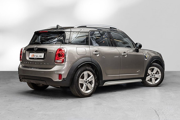 MINI Countryman Cooper SE 8 of 26