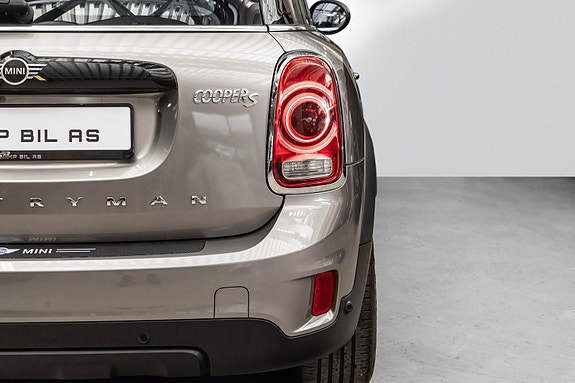 MINI Countryman Cooper SE 7 of 26