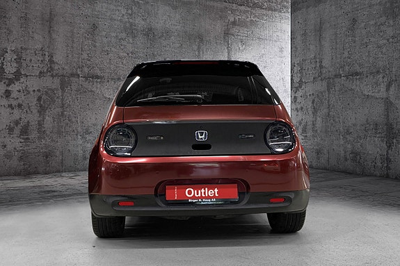 Honda e 4 of 15