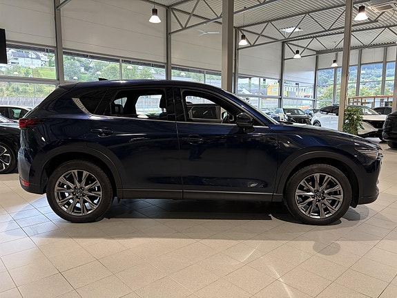 Mazda CX-5 4 of 25