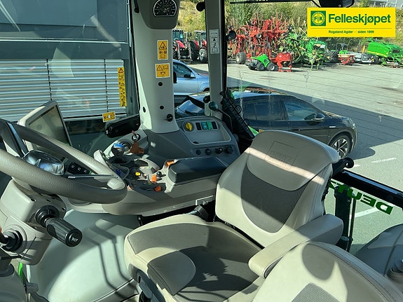 Deutz Fahr 6190 AGROTRON TTV 11 of 16