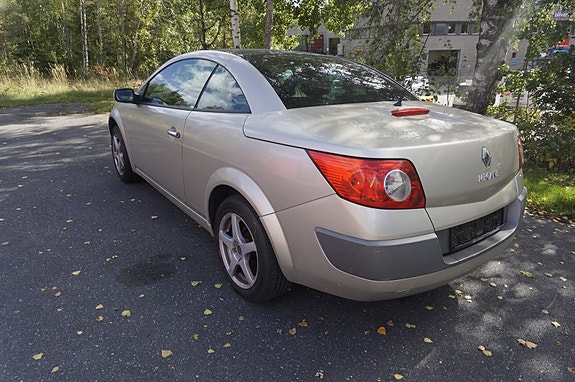 Renault Megane 8 of 16