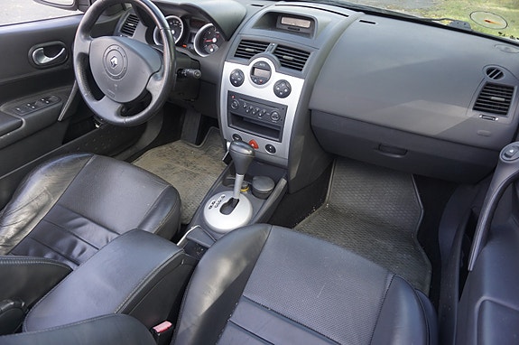Renault Megane 10 of 16