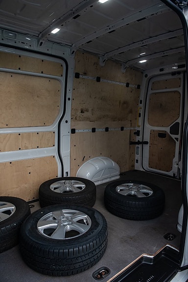 Volkswagen Crafter 17 of 24