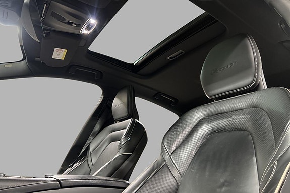 Volvo S90 13 of 30