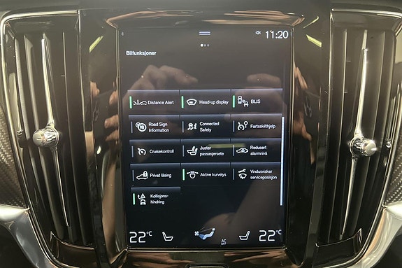 Volvo S90 21 of 30
