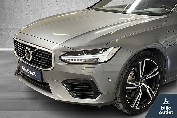 Volvo S90 2 of 30