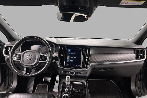 Volvo S90 11 of 30