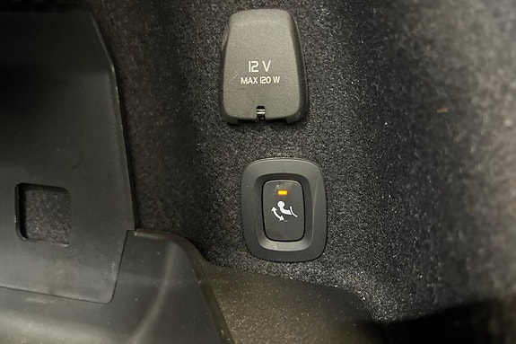 Volvo S90 29 of 30