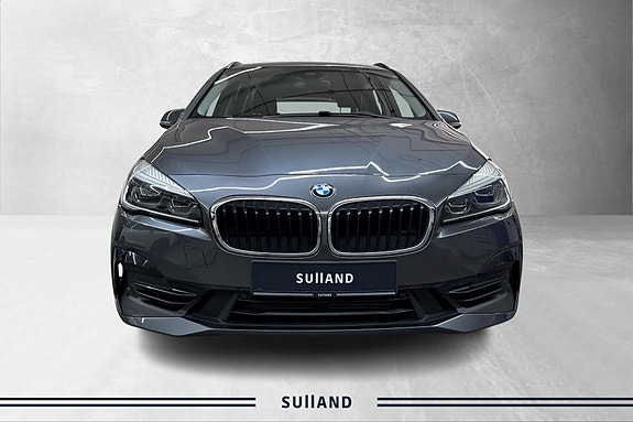 BMW 225xe 8 of 29