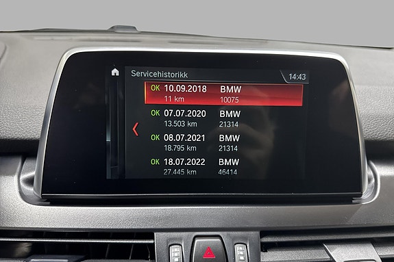 BMW 225xe 25 of 29
