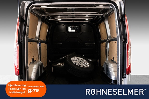 Ford Transit Custom 23 of 24
