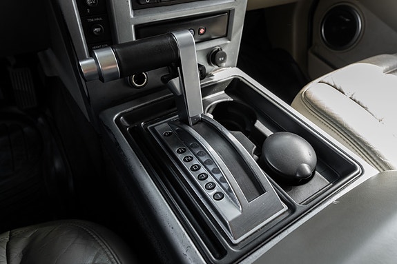 Hummer H2 19 of 30
