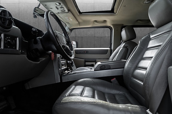 Hummer H2 26 of 30