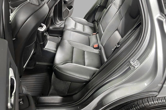 Volvo XC60 20 of 27