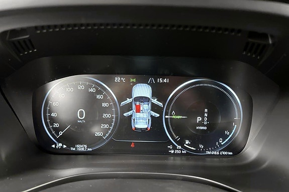 Volvo XC60 15 of 27