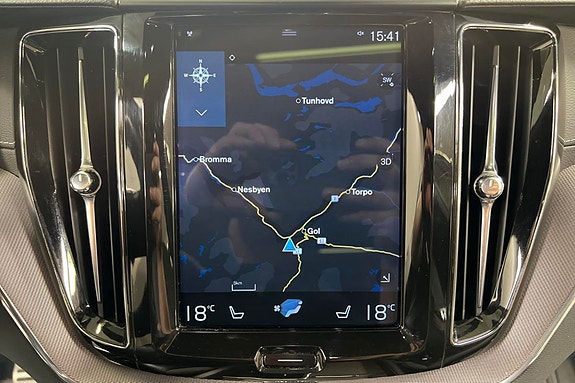 Volvo XC60 18 of 27
