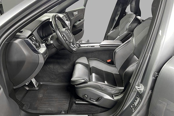 Volvo XC60 12 of 27
