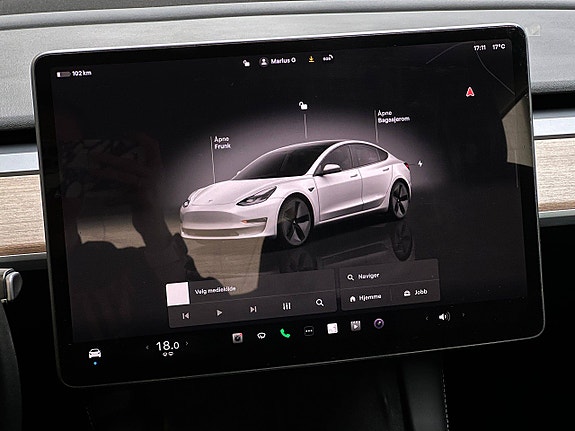 Tesla Model 3 24 of 30