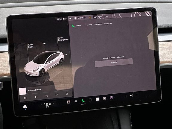 Tesla Model 3 26 of 30