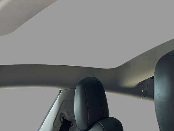 Tesla Model 3 15 of 30