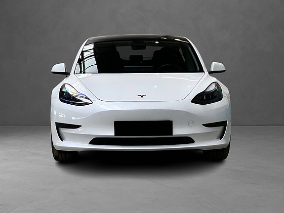 Tesla Model 3 2 of 30