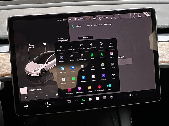 Tesla Model 3 27 of 30