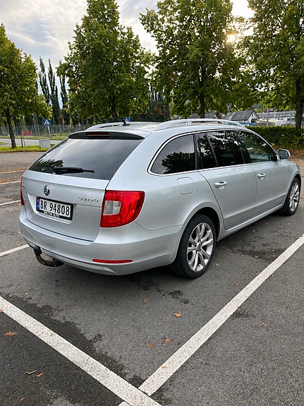 Skoda Superb 3 of 30