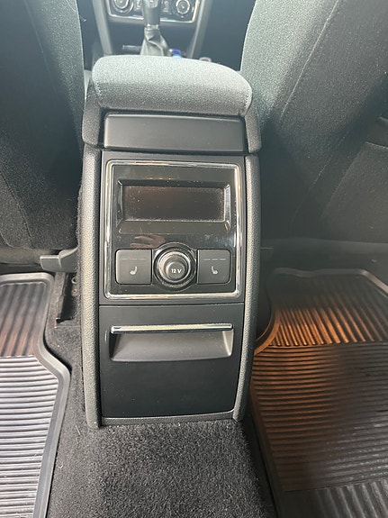 Skoda Superb 23 of 30