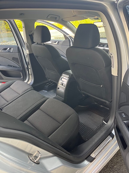 Skoda Superb 22 of 30