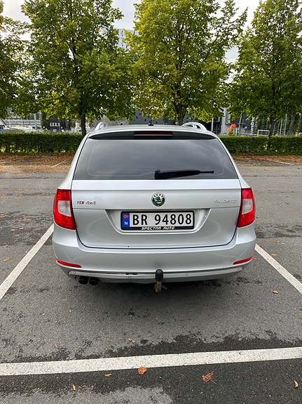 Skoda Superb 6 of 30