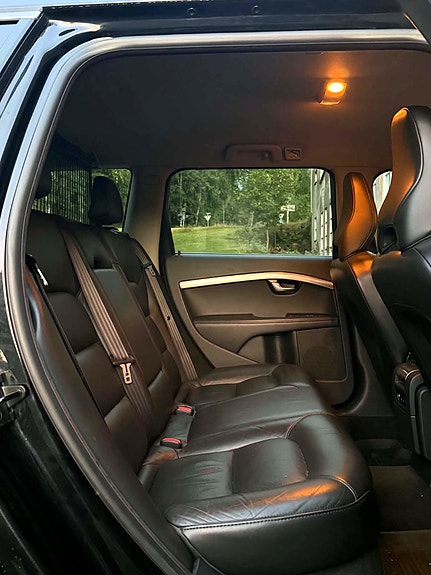 Volvo V70 20 of 25