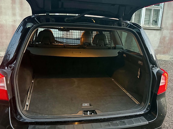 Volvo V70 23 of 25