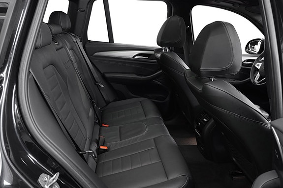 BMW iX3 15 of 30