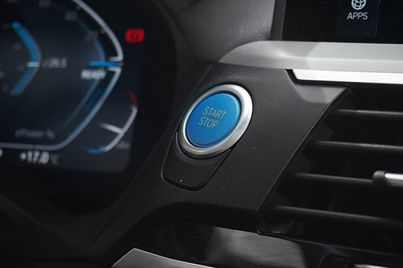 BMW iX3 27 of 30