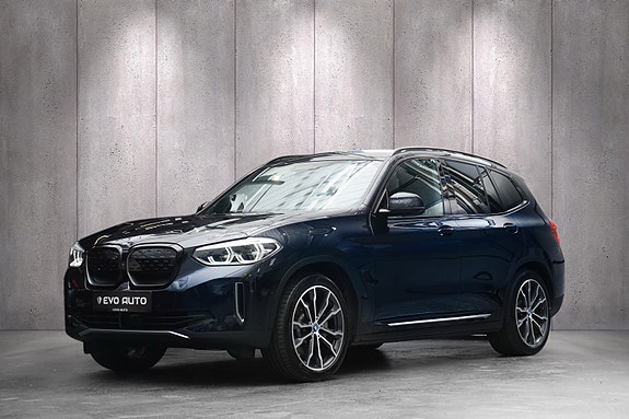 BMW iX3 3 of 30