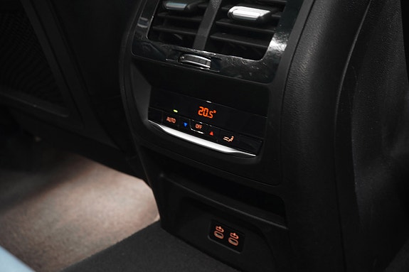 BMW iX3 16 of 30