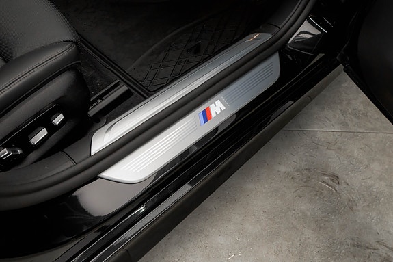 BMW 745Le 19 of 30