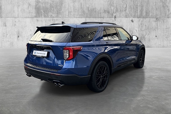 Ford Explorer 4 of 19