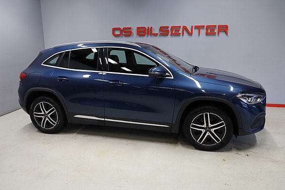 Mercedes-Benz GLA250 e 2 of 13