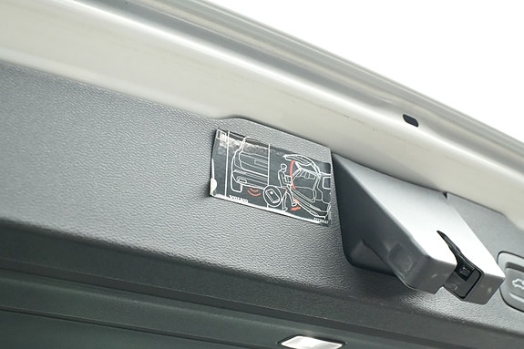 Volvo V60 22 of 30