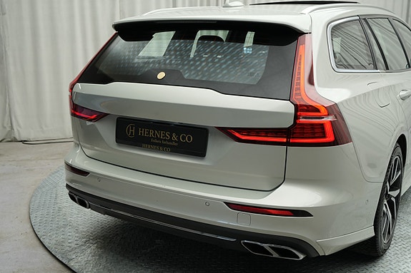 Volvo V60 16 of 30