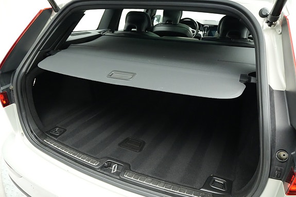 Volvo V60 19 of 30